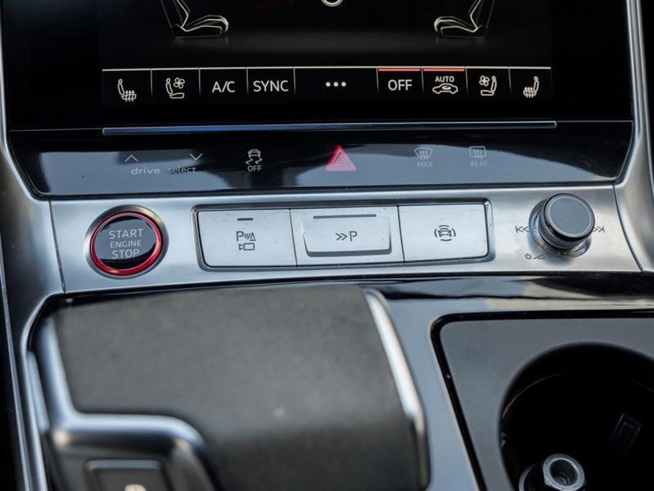 2024 Audi RS 6 Avant 4.0T performance 4dr All-Wheel Drive quattro Wagon Photo