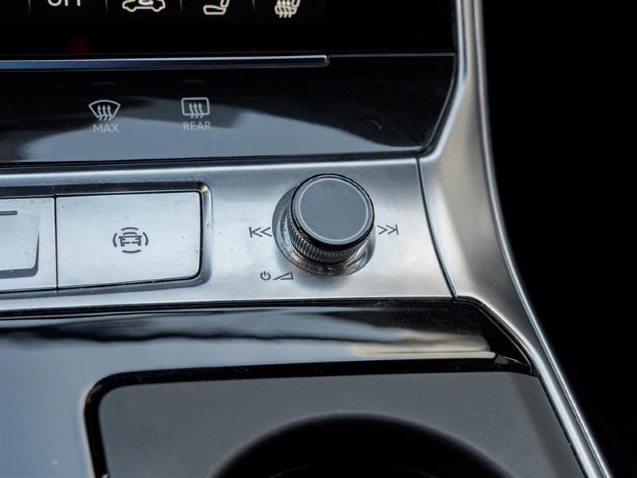 2024 Audi RS 6 Avant 4.0T performance 4dr All-Wheel Drive quattro Wagon Photo