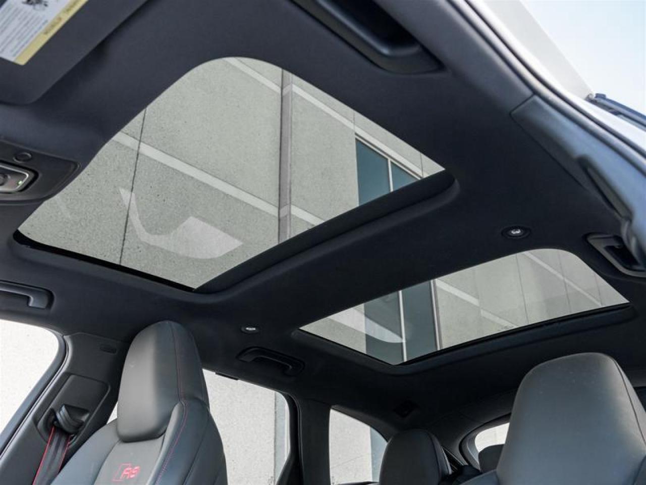 2024 Audi RS 6 Avant 4.0T performance 4dr All-Wheel Drive quattro Wagon Photo