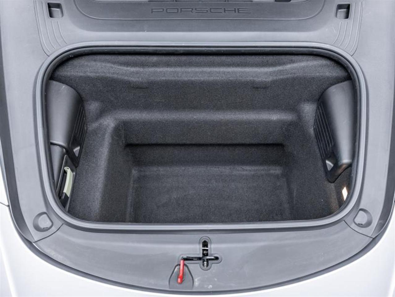 2019 Porsche 911  Photo