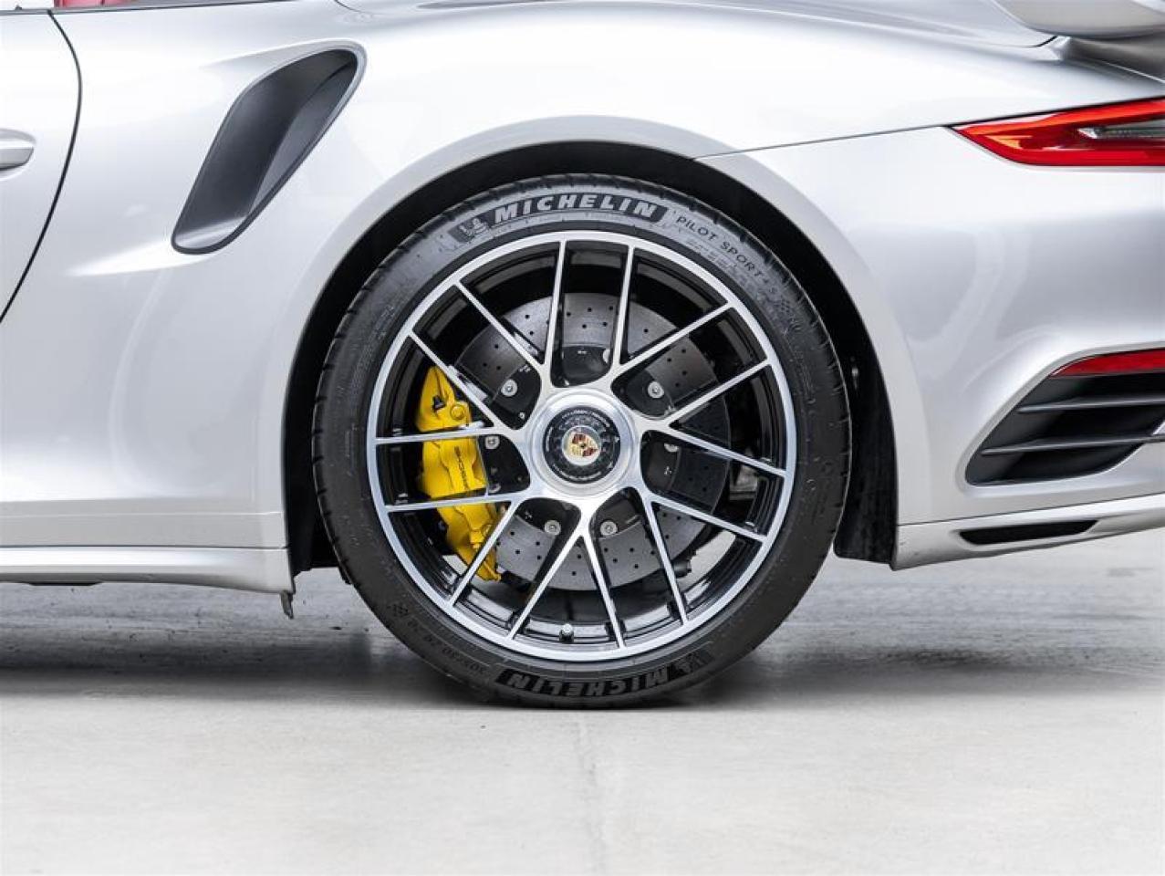 2019 Porsche 911  Photo