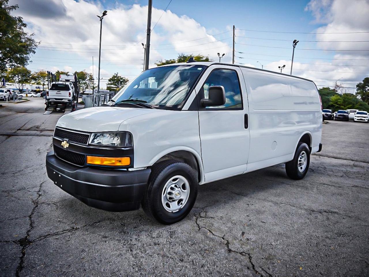 2023 Chevrolet Express  Photo4