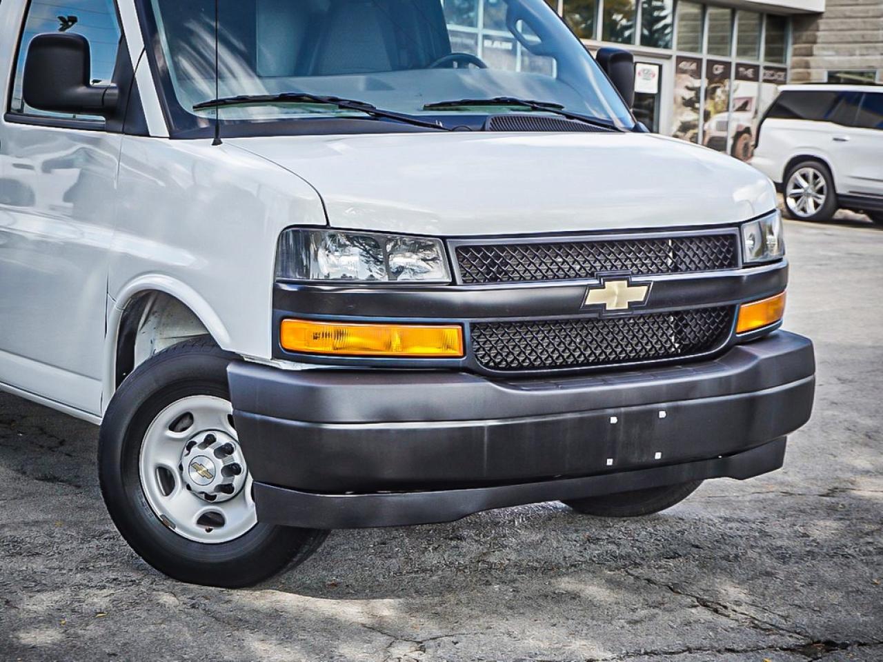 2023 Chevrolet Express  Photo