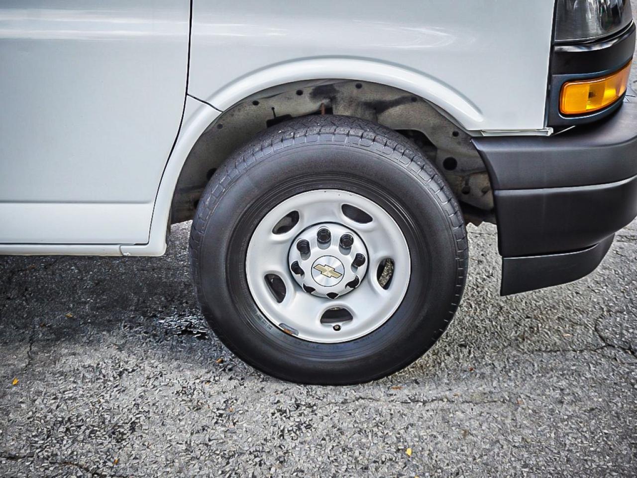 2023 Chevrolet Express  Photo