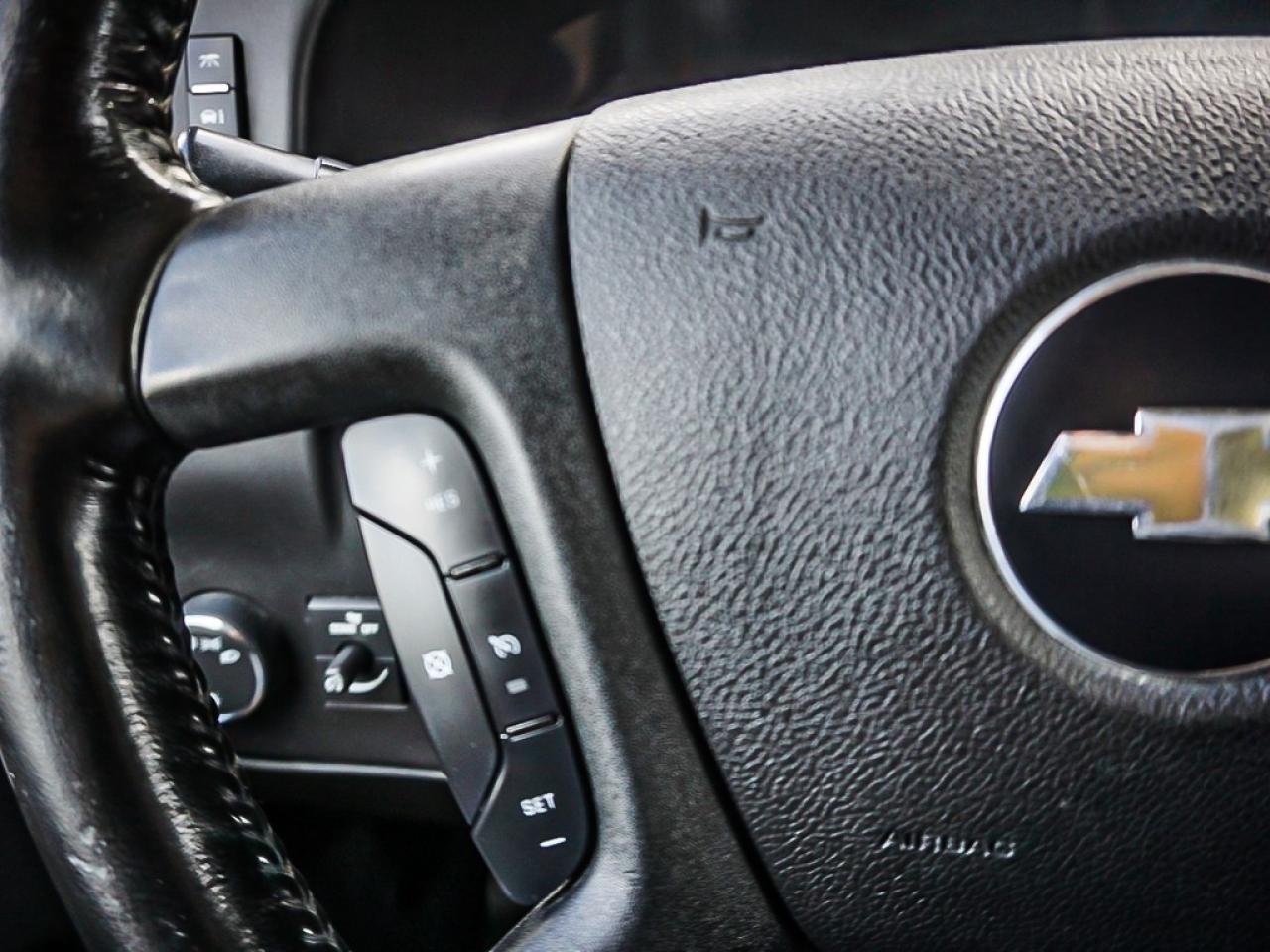 2023 Chevrolet Express  Photo