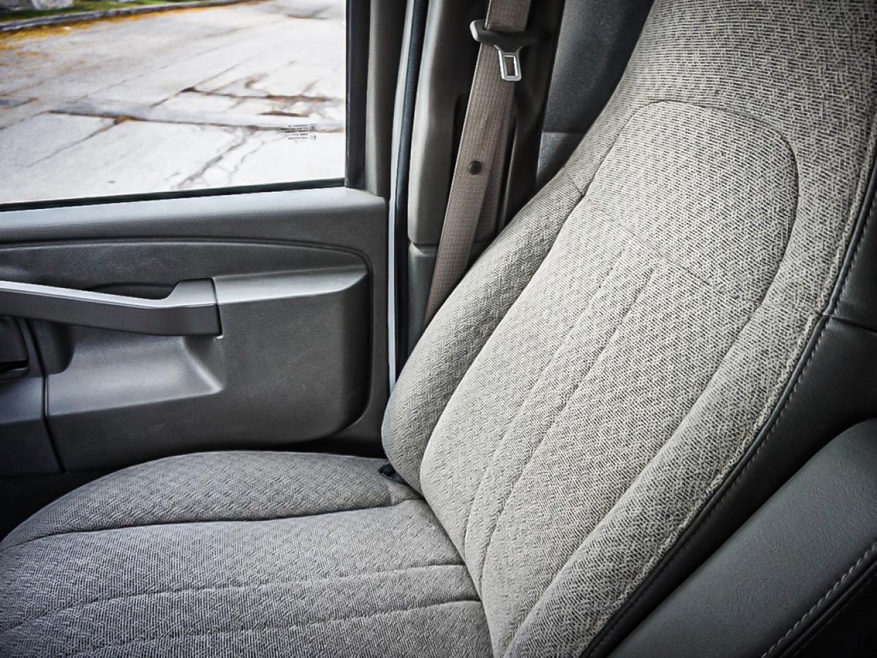 2023 Chevrolet Express  Photo