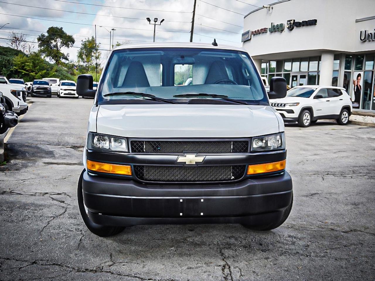 2023 Chevrolet Express  Photo