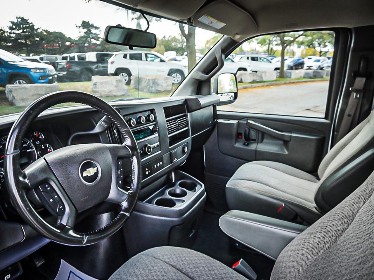 2023 Chevrolet Express  Photo
