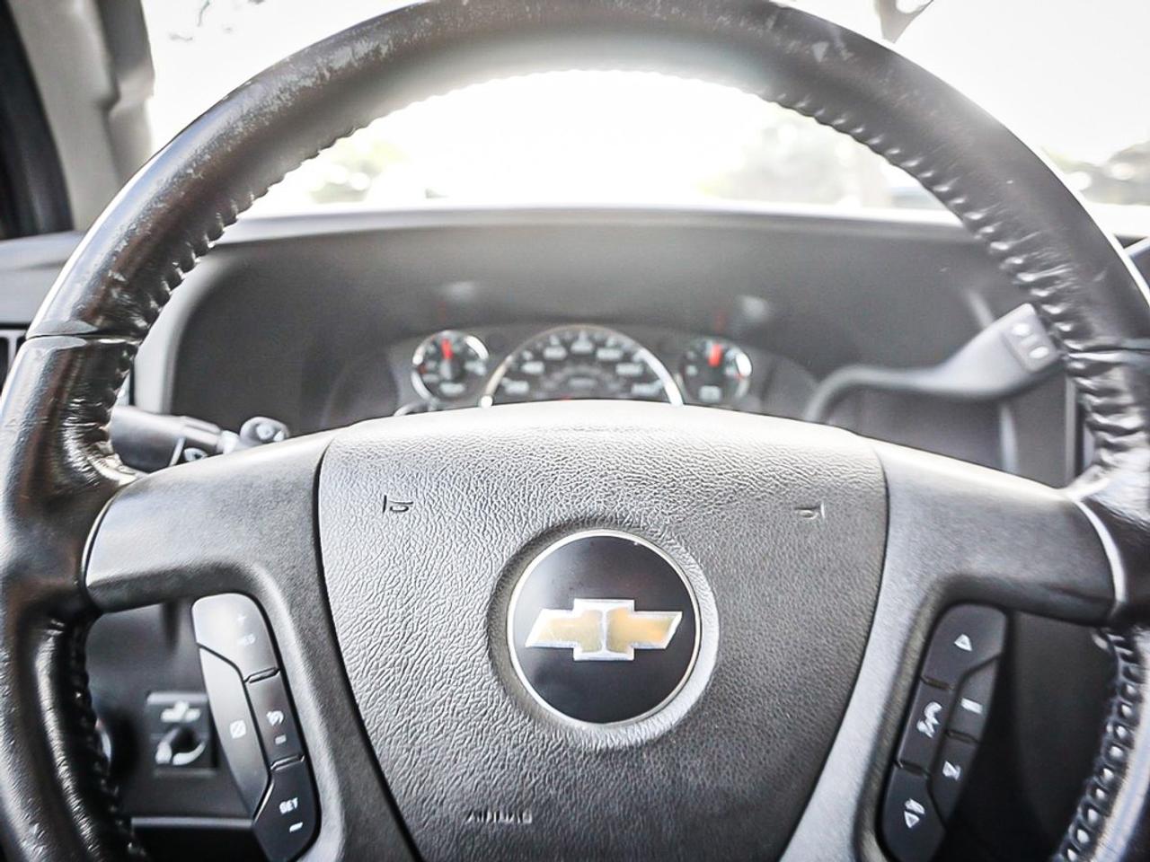 2023 Chevrolet Express  Photo
