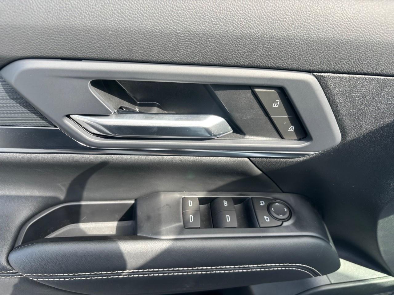 2026 GMC Terrain AWD Elevation Photo2