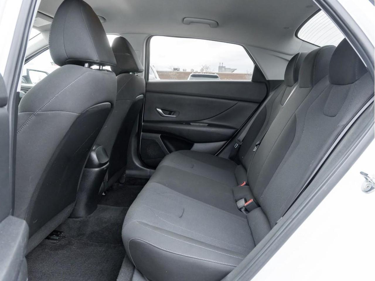 2021 Hyundai Elantra ESSENTIAL 4DR SEDAN Photo