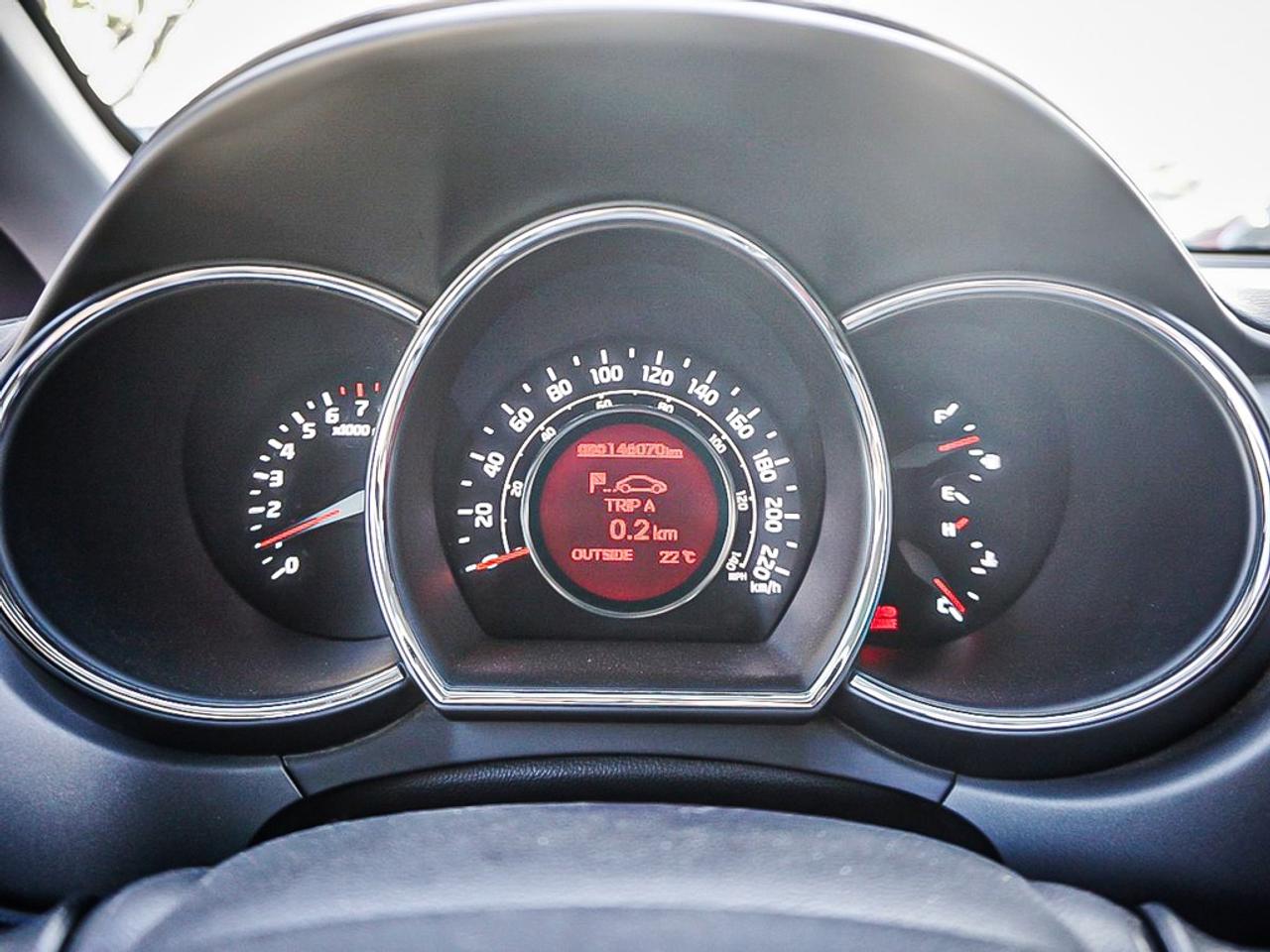 2014 Kia Rio  Photo