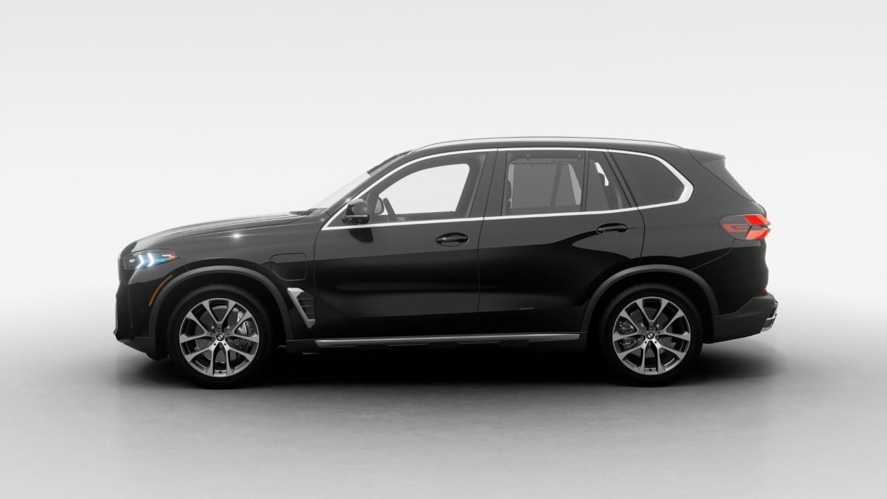 2026 BMW X5 PHEV xDrive50e 4dr All-Wheel Drive Sports Activity Vehicle Photo3