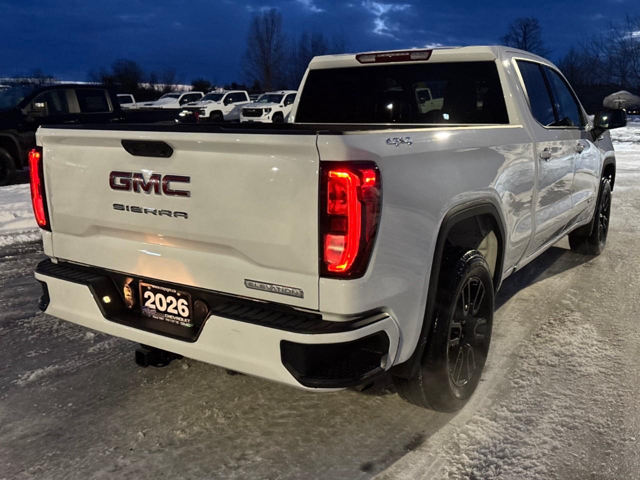 2026 GMC Sierra 1500 Crew Cab Standard Box 4-Wheel Drive Elevation Photo