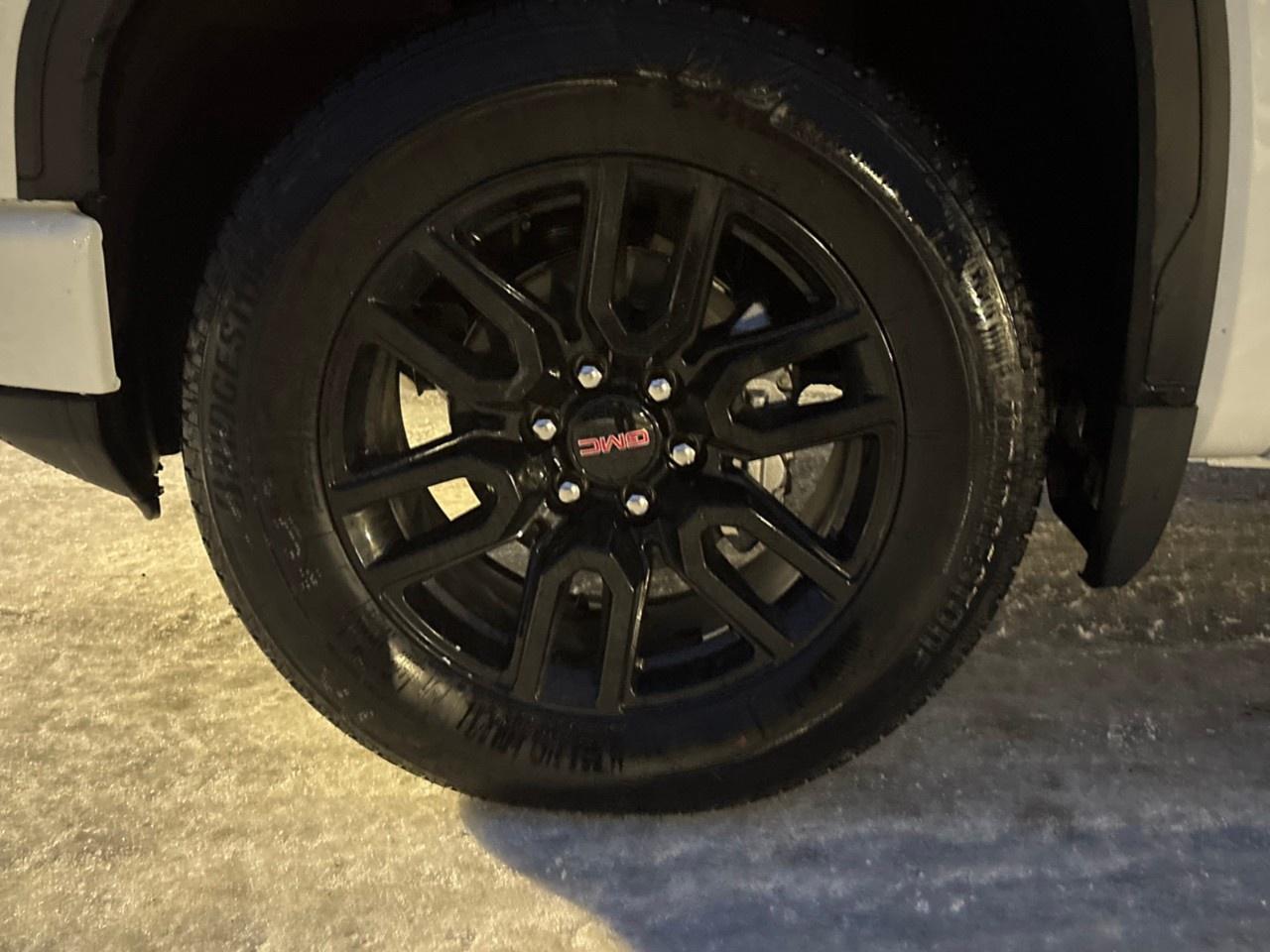 2026 GMC Sierra 1500 Crew Cab Standard Box 4-Wheel Drive Elevation Photo