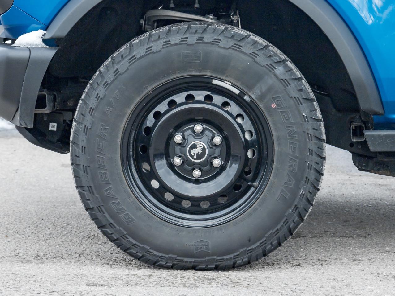 2023 Ford Bronco Black Diamond 4dr 4x4 Photo