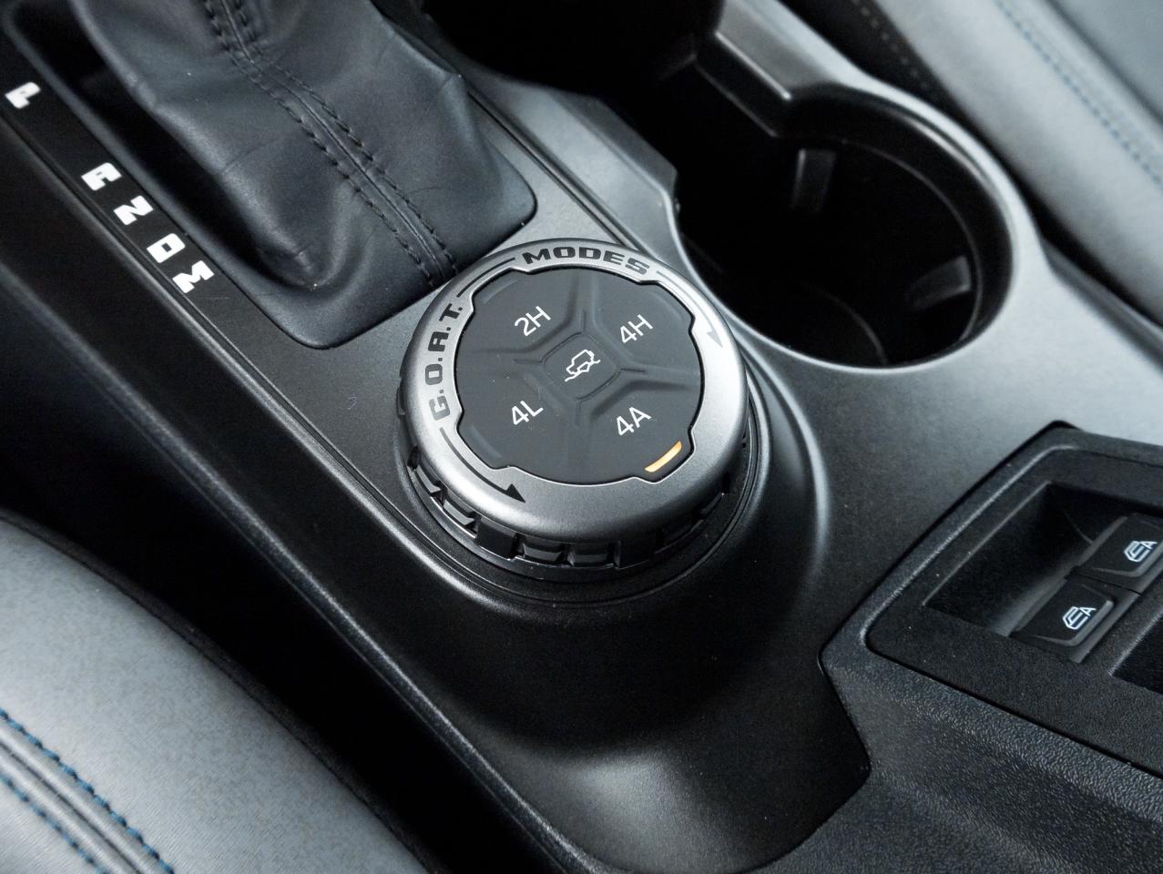 2023 Ford Bronco Black Diamond 4dr 4x4 Photo