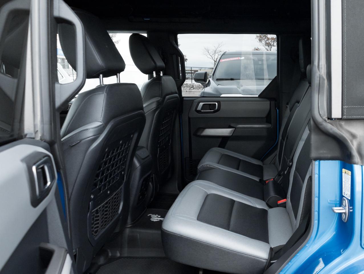 2023 Ford Bronco Black Diamond 4dr 4x4 Photo