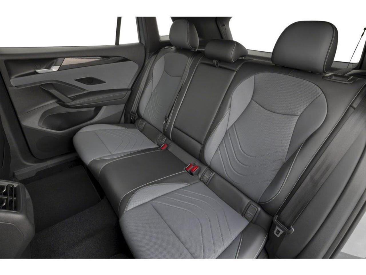 2026 Volkswagen Tiguan Comfortline R-Line Black Edition 4dr All-Wheel Drive 4MOTION Photo