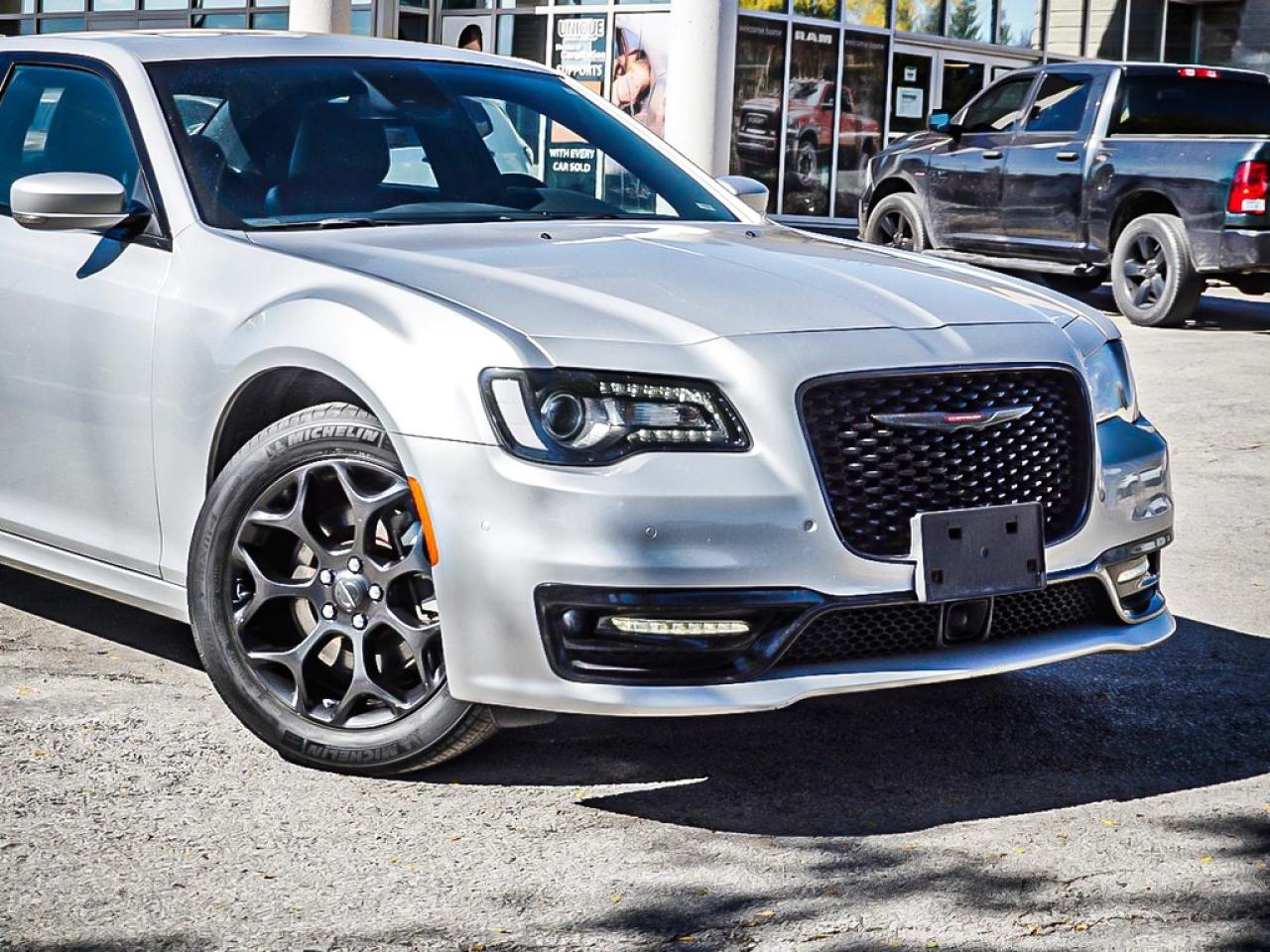 2023 Chrysler 300  Photo