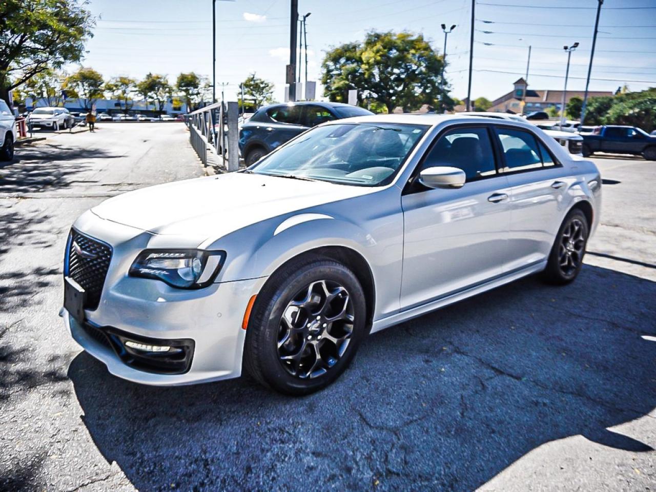 2023 Chrysler 300  Photo