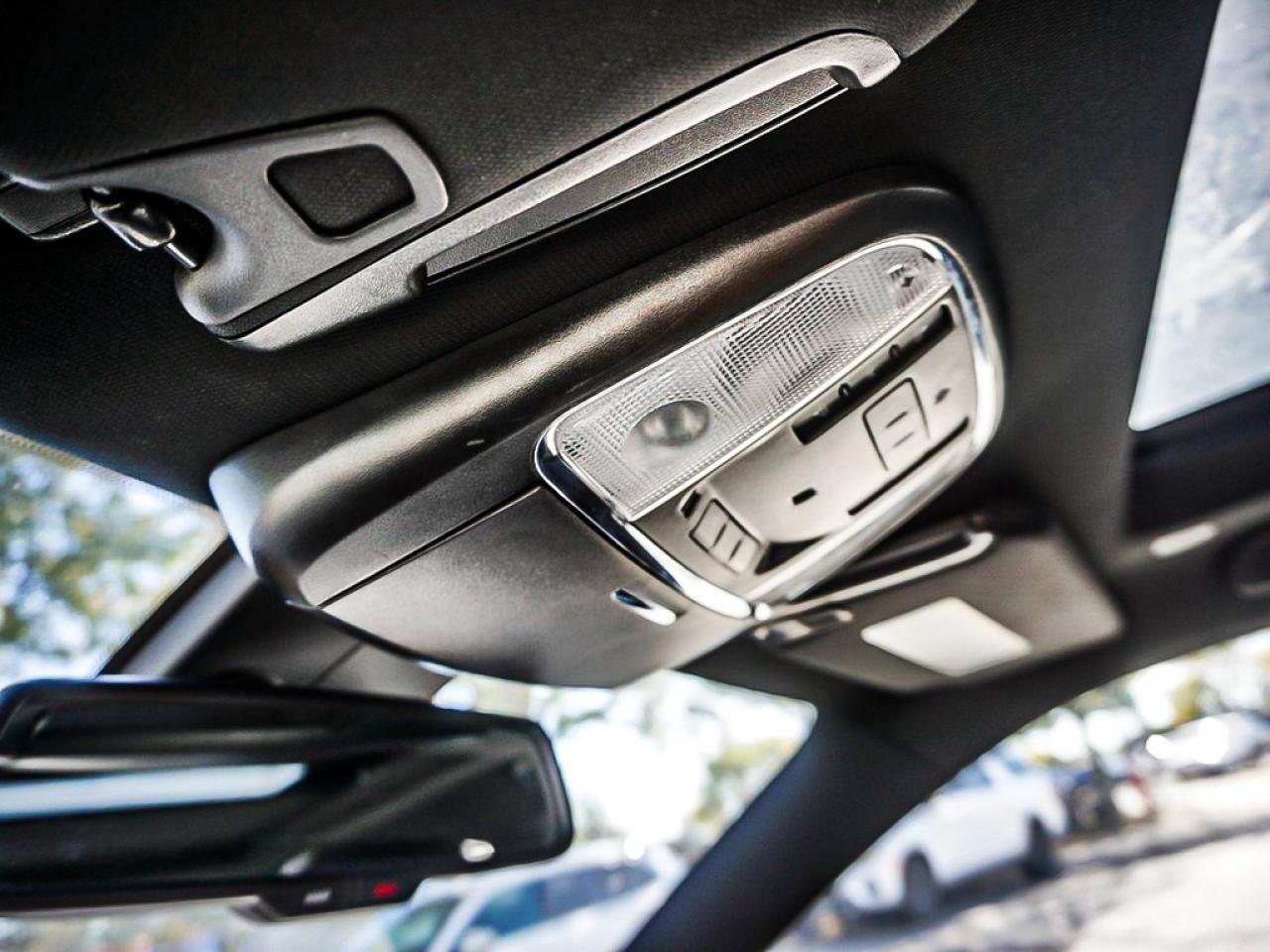 2023 Chrysler 300  Photo