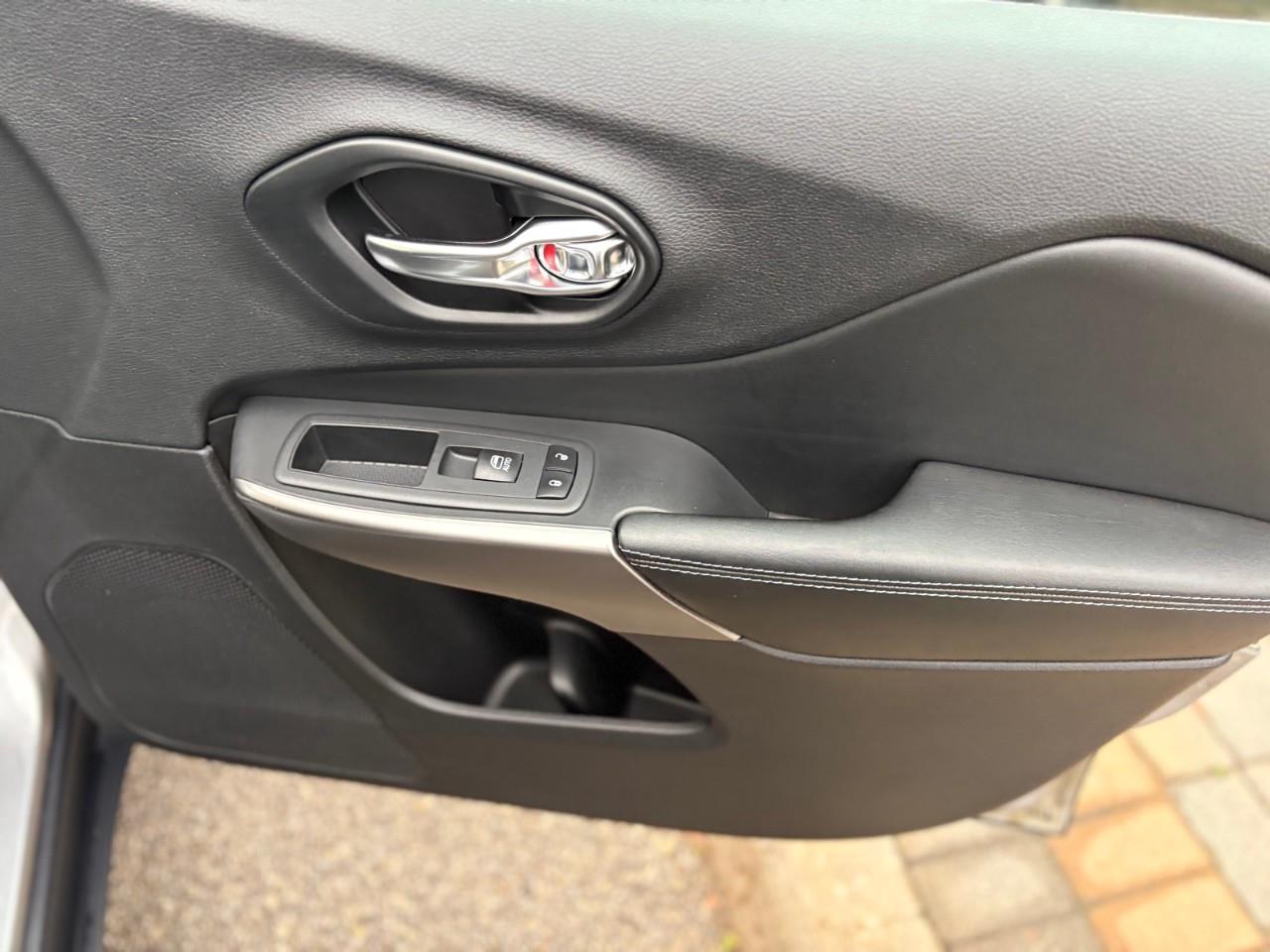 2021 Jeep Cherokee North 4dr 4x4 Photo