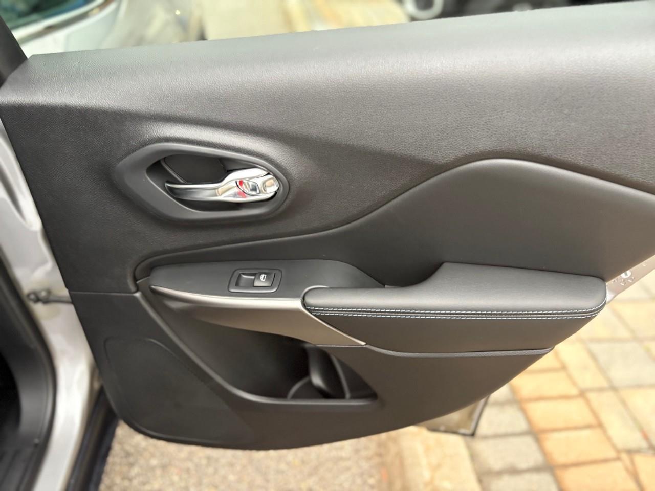 2021 Jeep Cherokee North 4dr 4x4 Photo