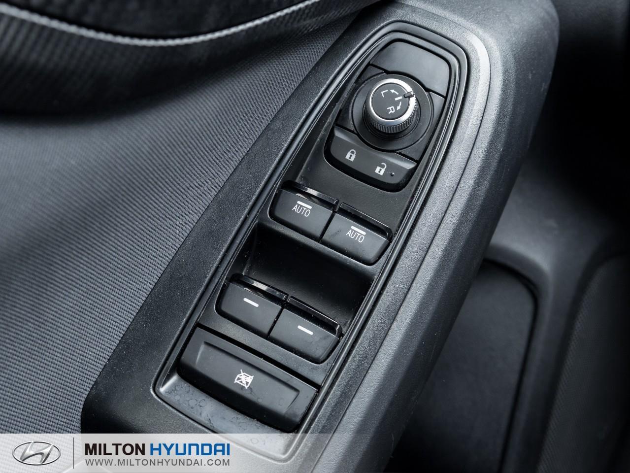 2023 Subaru Crosstrek Sport (CVT) 4dr All-Wheel Drive Photo