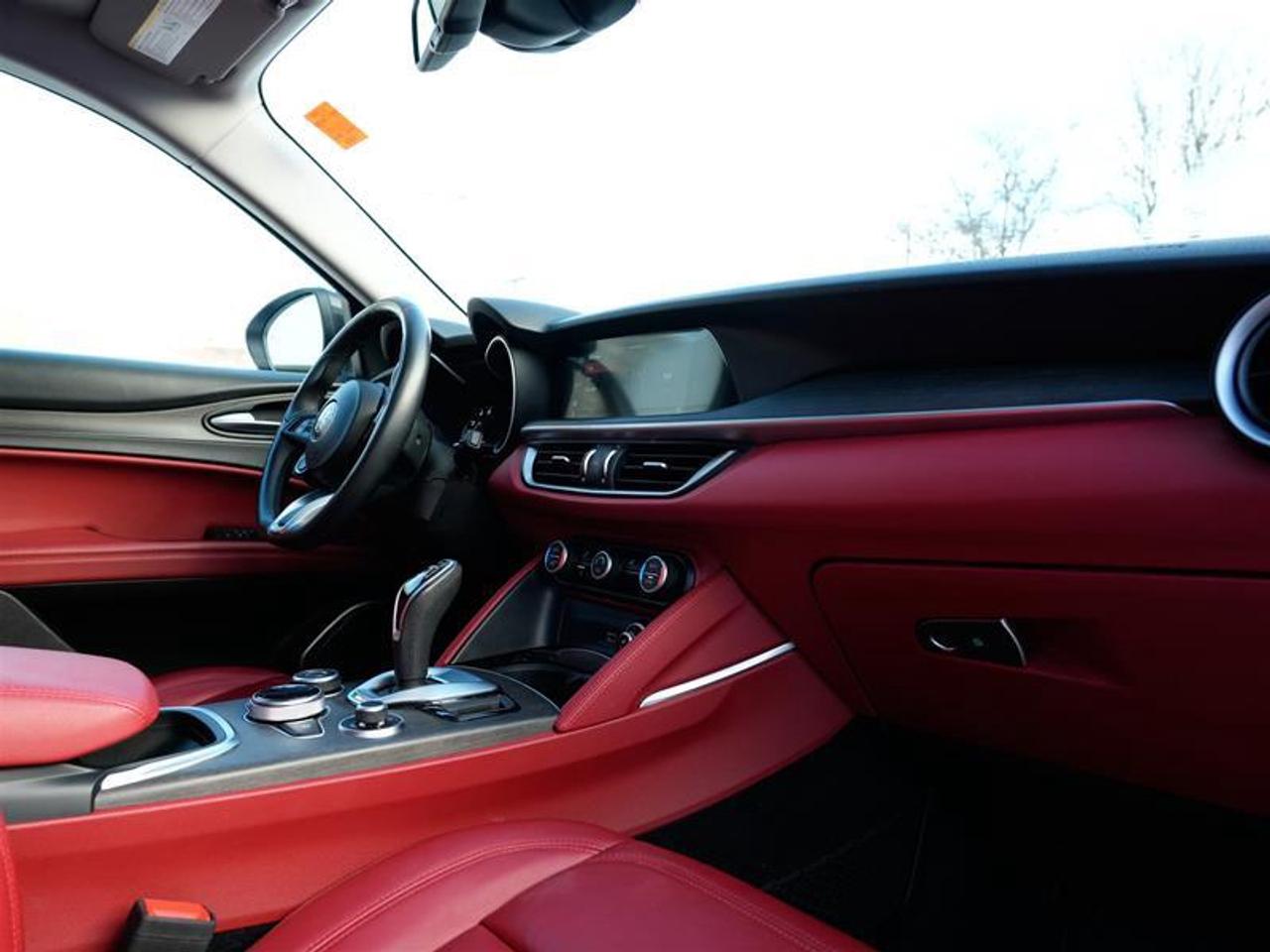 2021 Alfa Romeo Stelvio TI AWD Photo