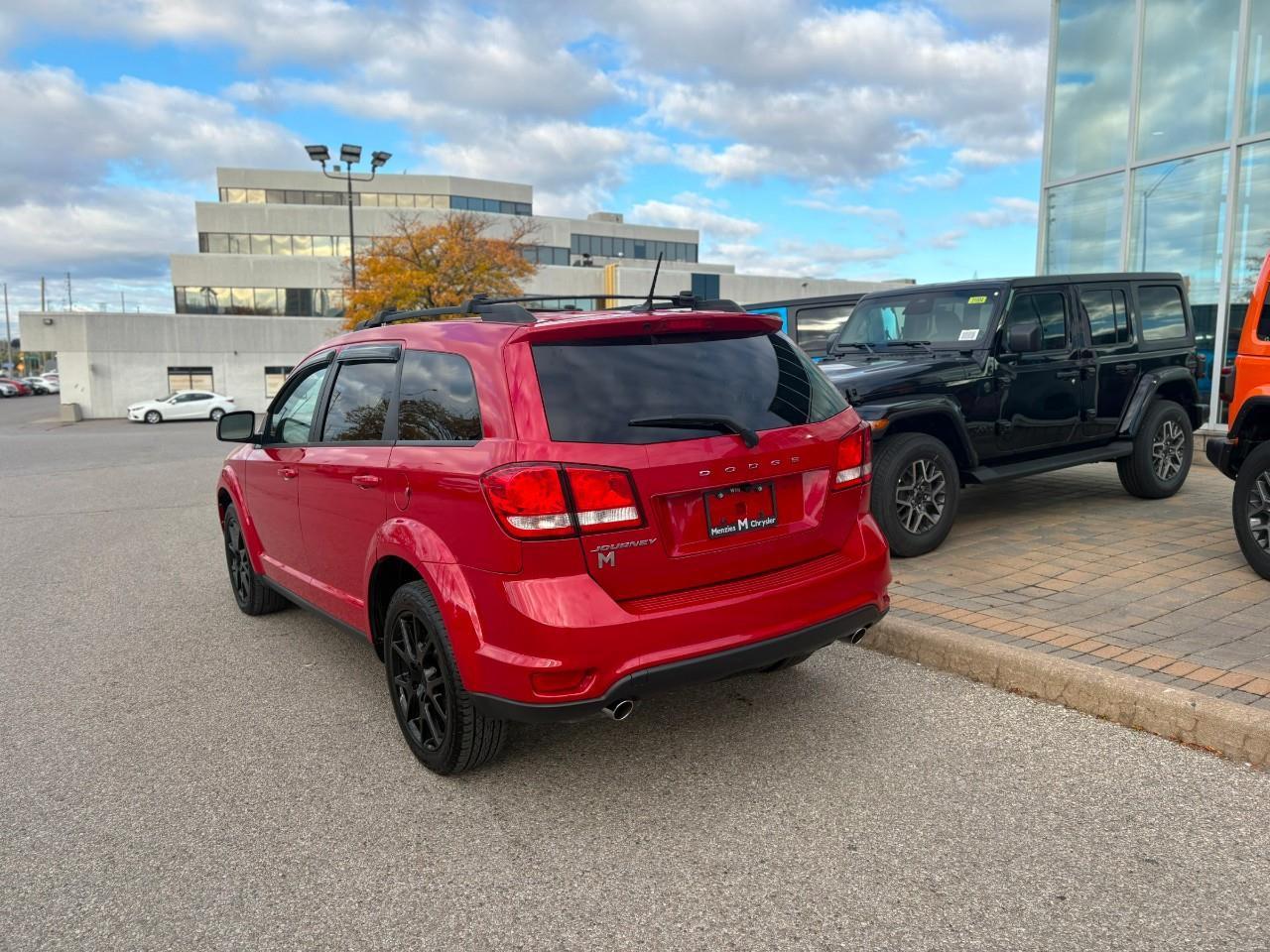 2016 Dodge Journey SXT/Limted 4dr Front-Wheel Drive Photo3