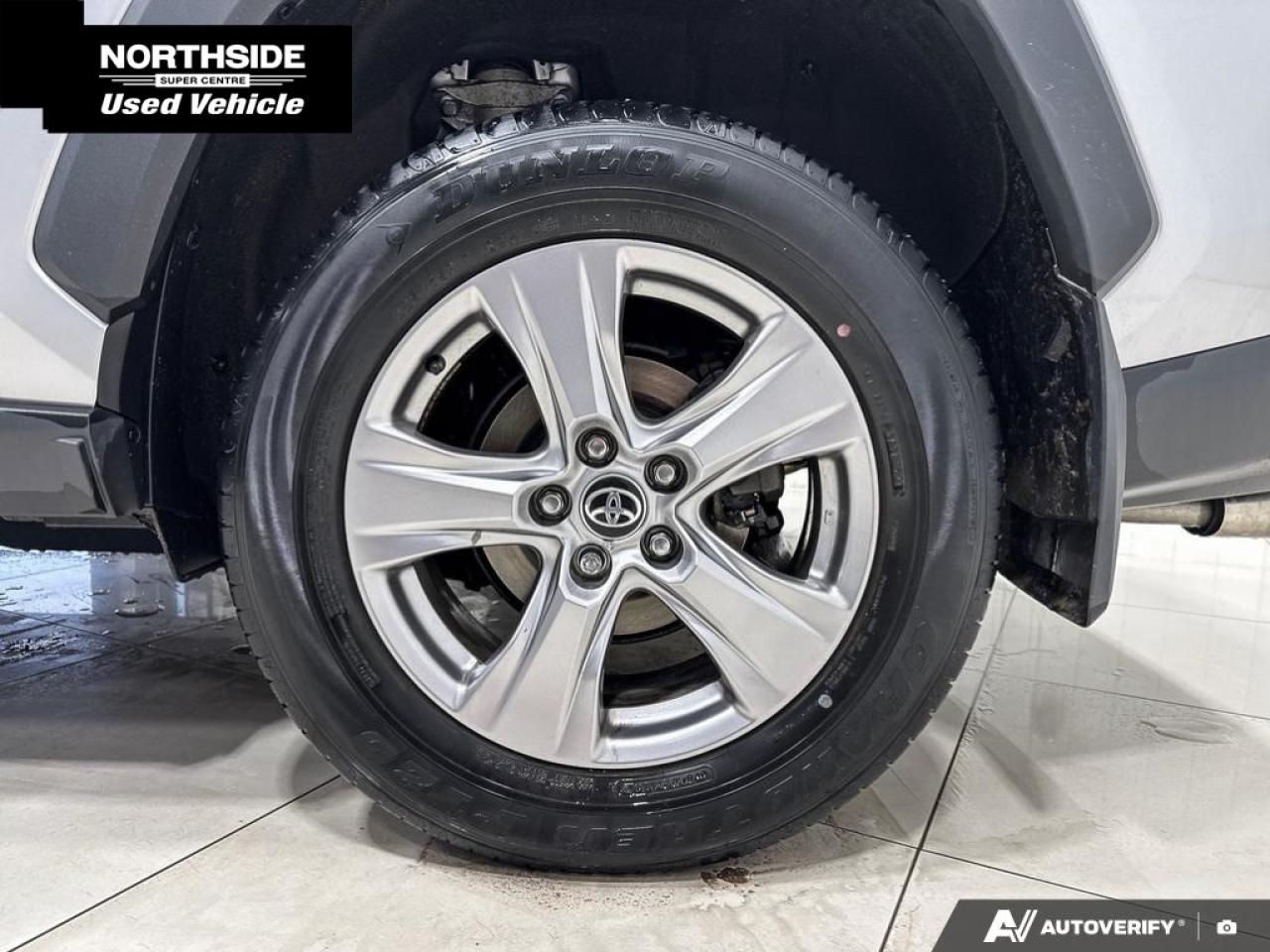 2022 Toyota RAV4 XLE 4dr All-wheel Drive Photo