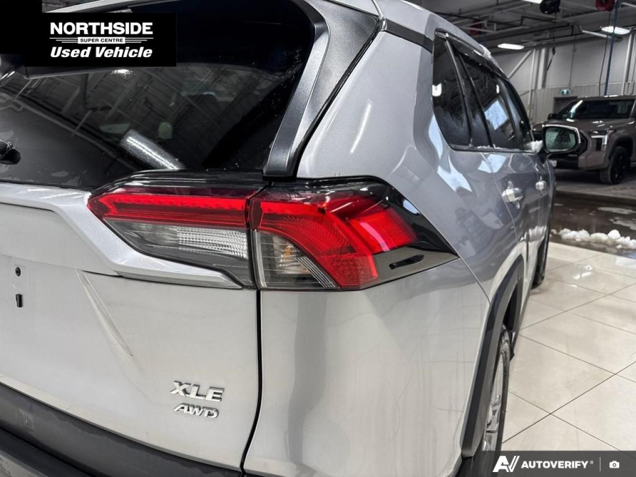 2022 Toyota RAV4 XLE 4dr All-wheel Drive Photo