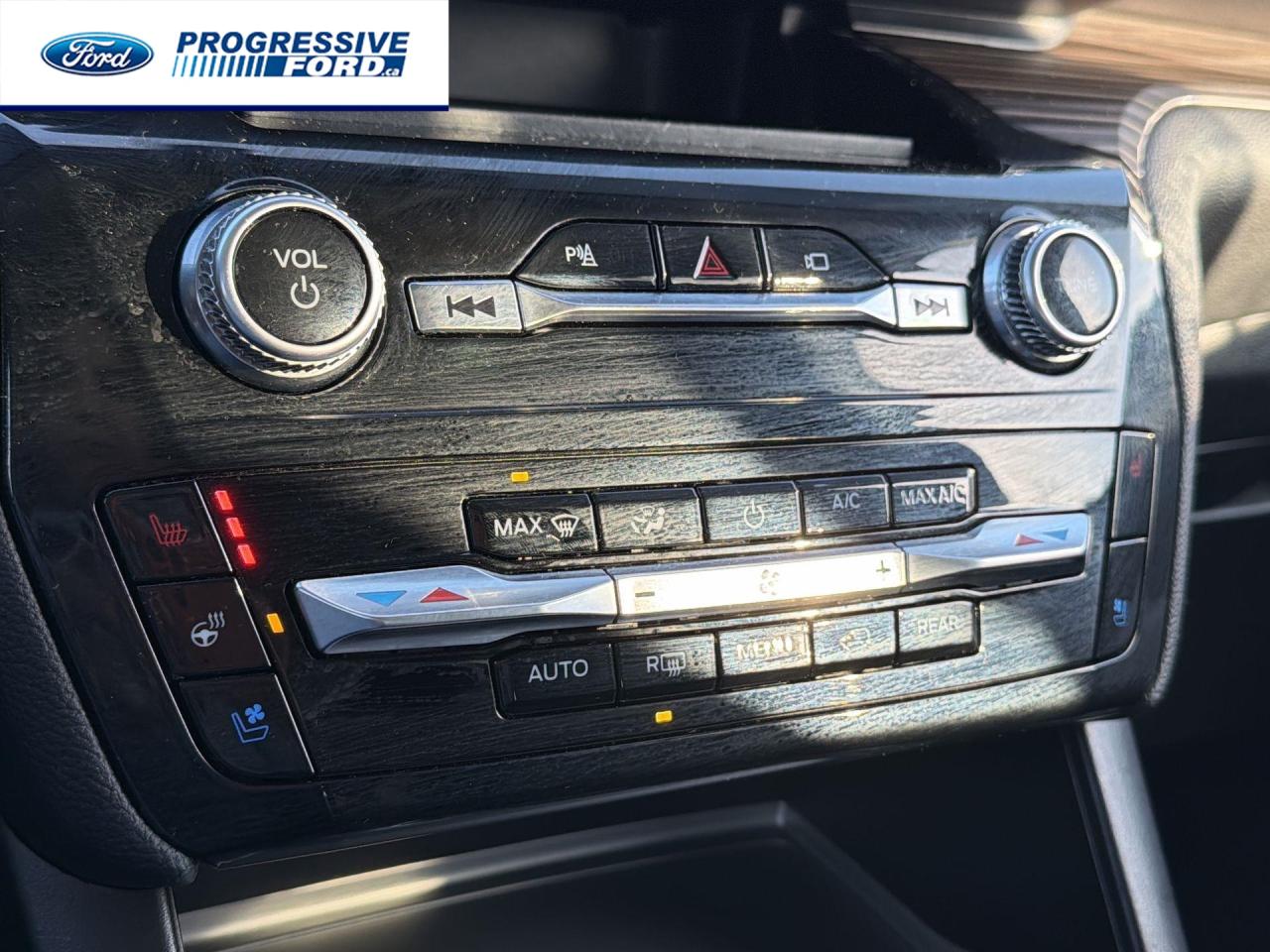 2022 Ford Explorer Limited 4dr 4x4 Photo