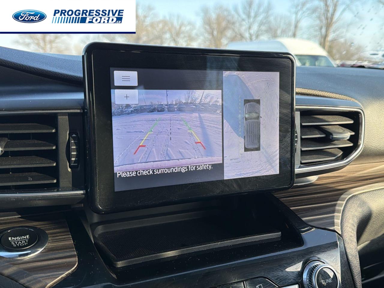 2022 Ford Explorer Limited 4dr 4x4 Photo