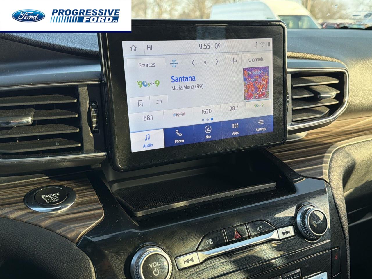 2022 Ford Explorer Limited 4dr 4x4 Photo