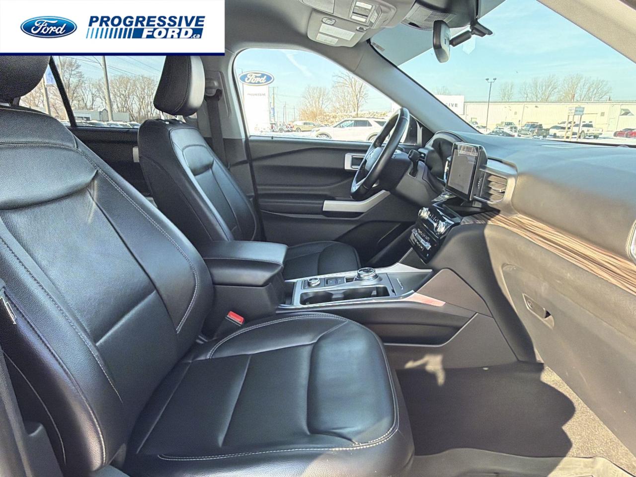 2022 Ford Explorer Limited 4dr 4x4 Photo