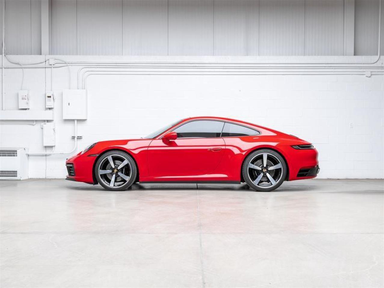 2023 Porsche 911  Photo