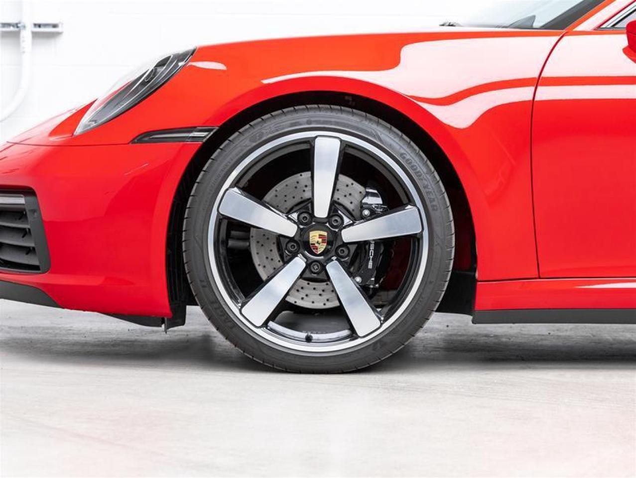 2023 Porsche 911  Photo