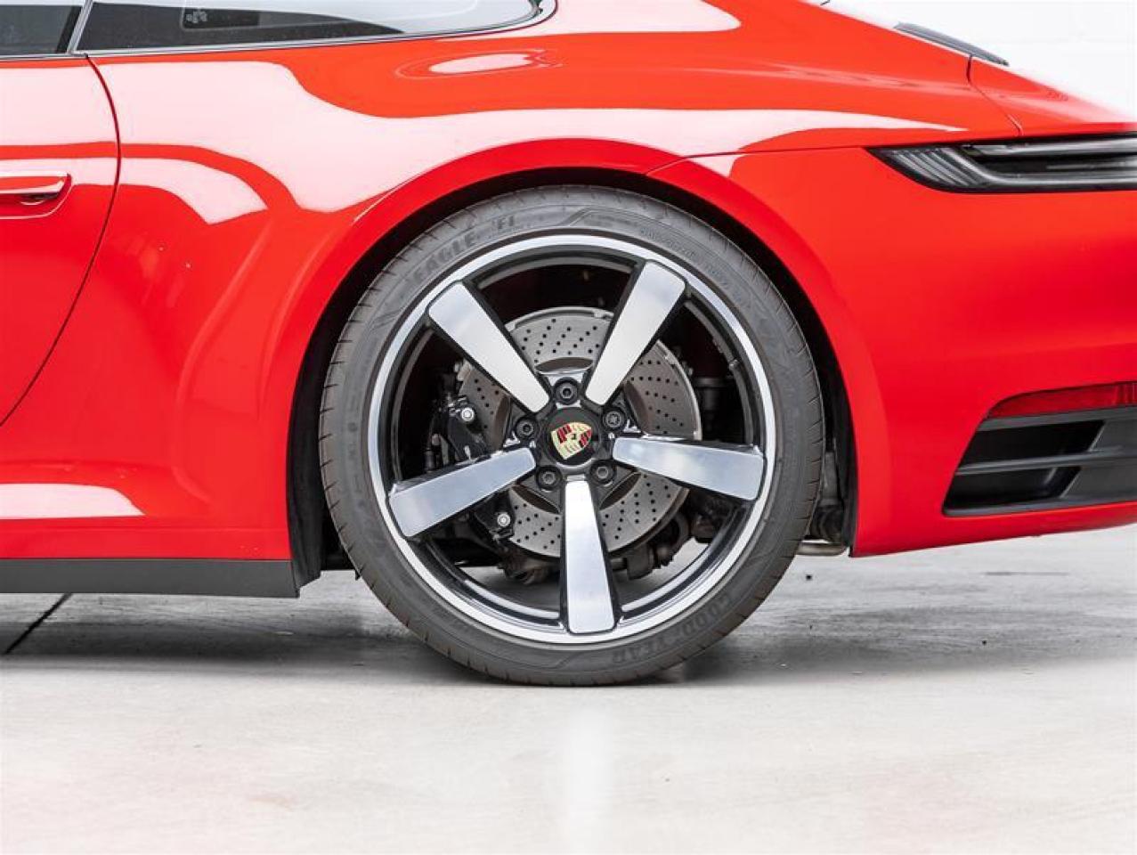 2023 Porsche 911  Photo