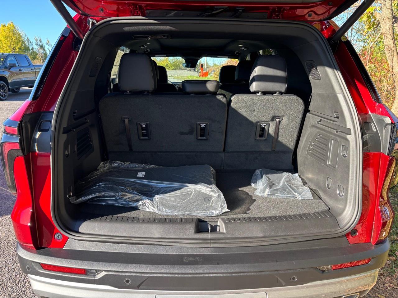 2026 Chevrolet Traverse AWD 4dr LT Photo