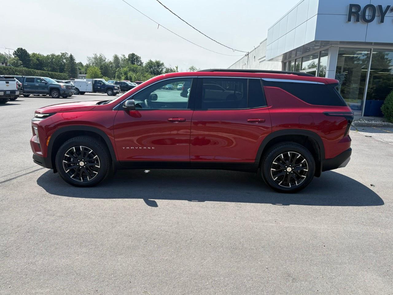 2026 Chevrolet Traverse AWD 4dr LT Photo