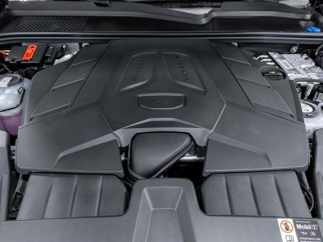 2025 Porsche Cayenne  Photo