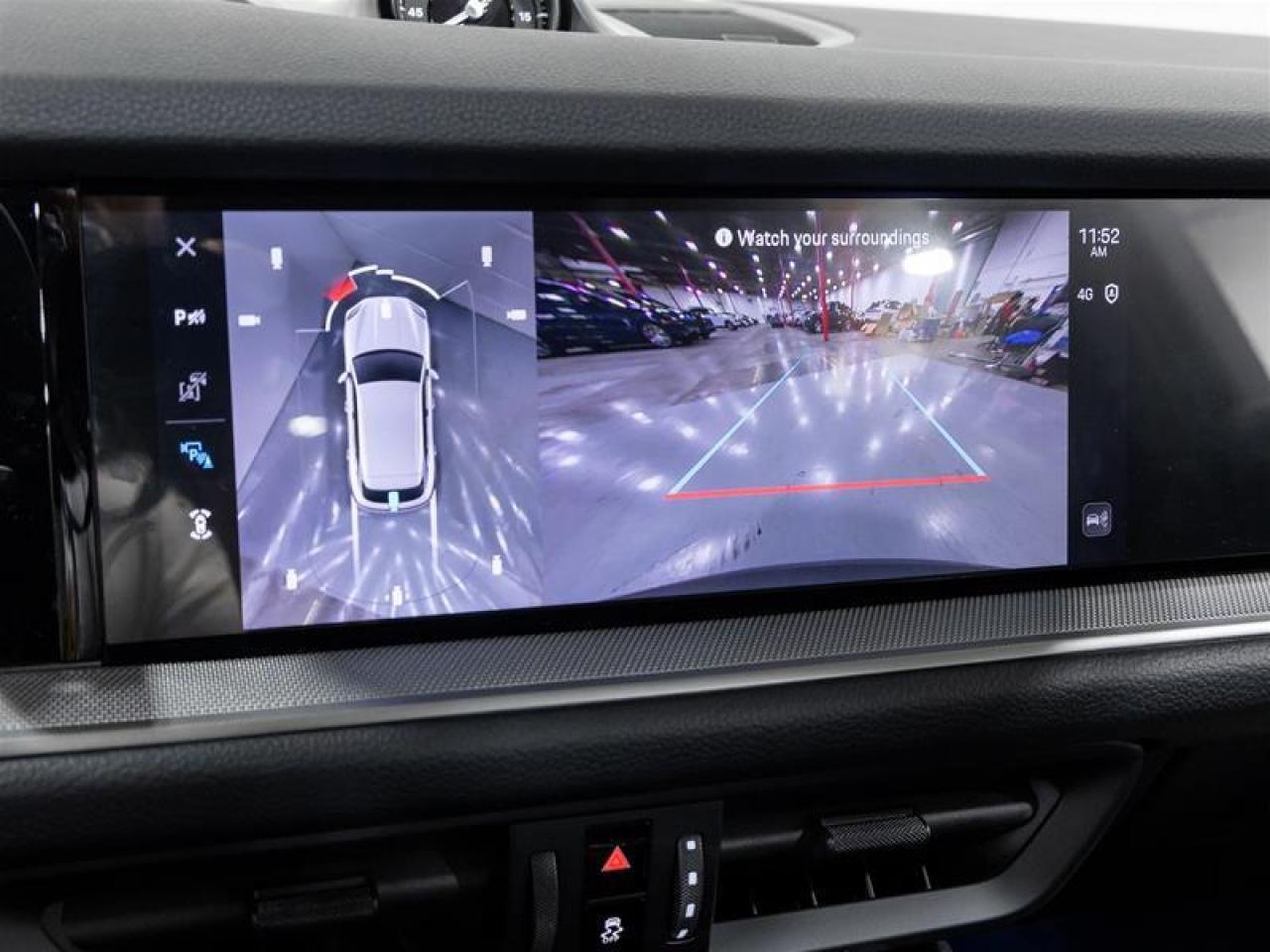 2025 Porsche Cayenne  Photo