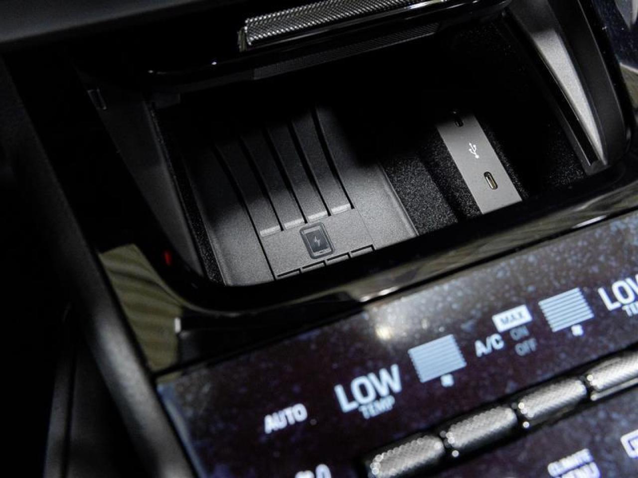 2025 Porsche Cayenne  Photo