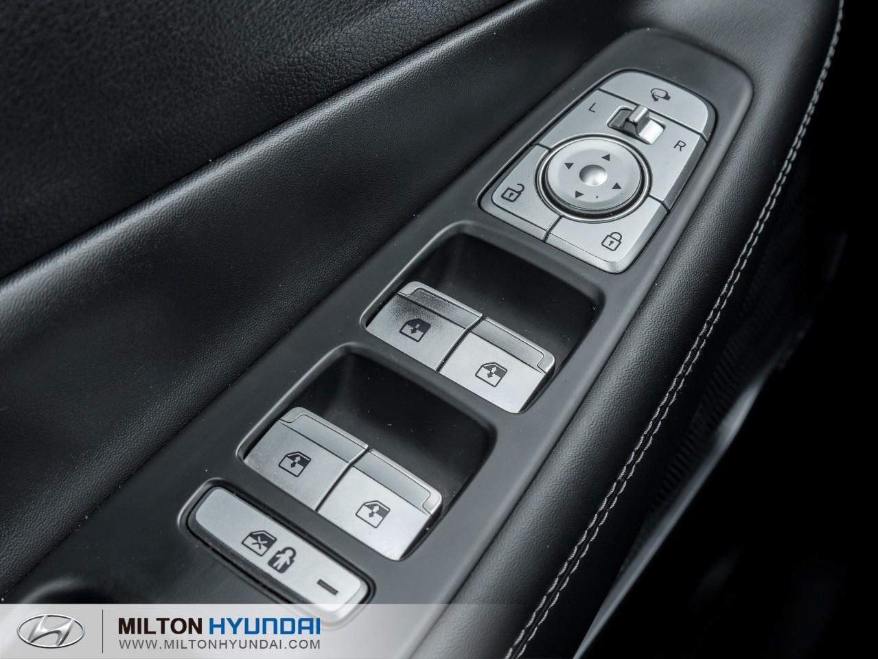 2022 Hyundai Santa Fe Ultimate Calligraphy 4dr All-Wheel Drive Photo