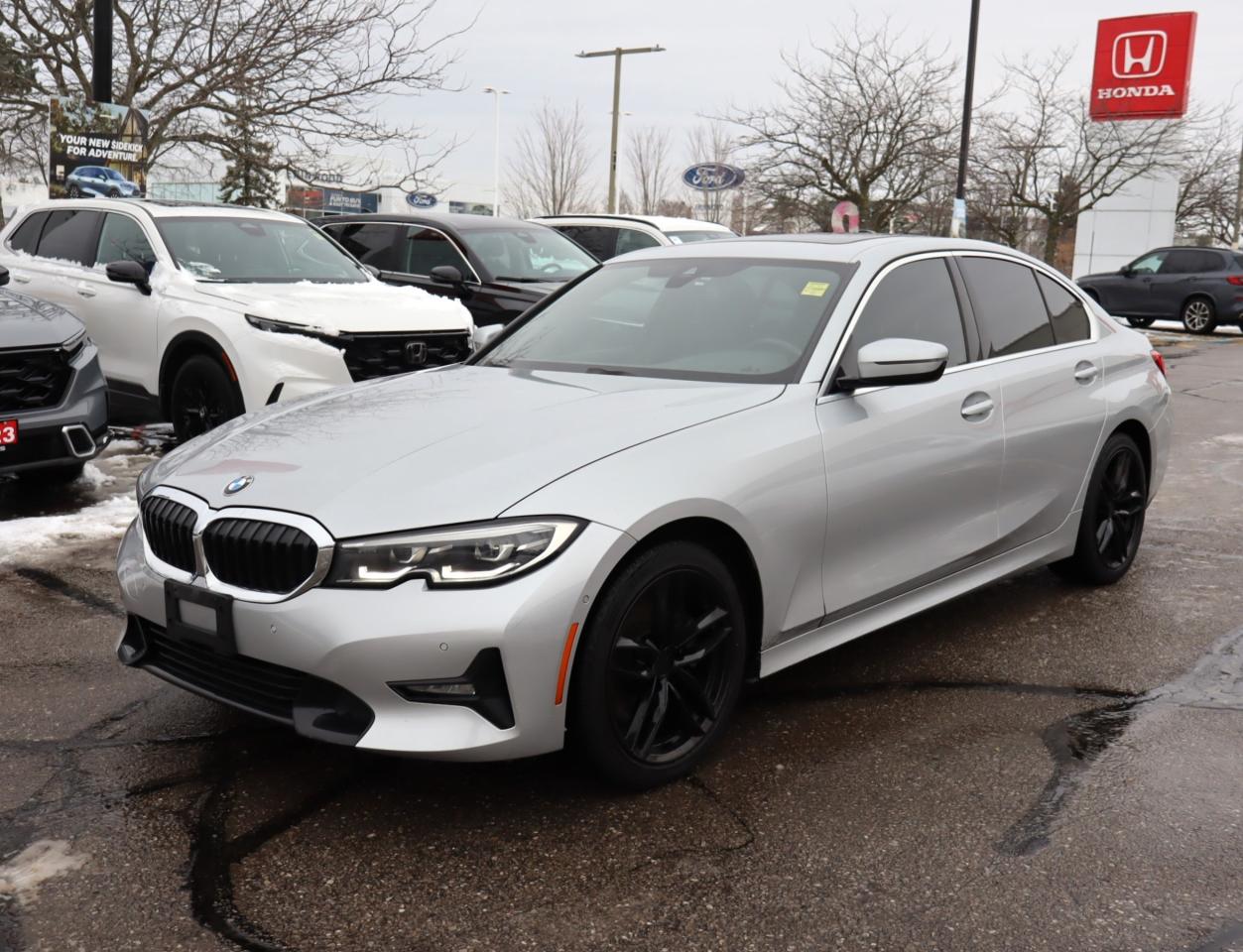 2020 BMW 330 i xDrive 4dr All-Wheel Drive Sedan Photo0