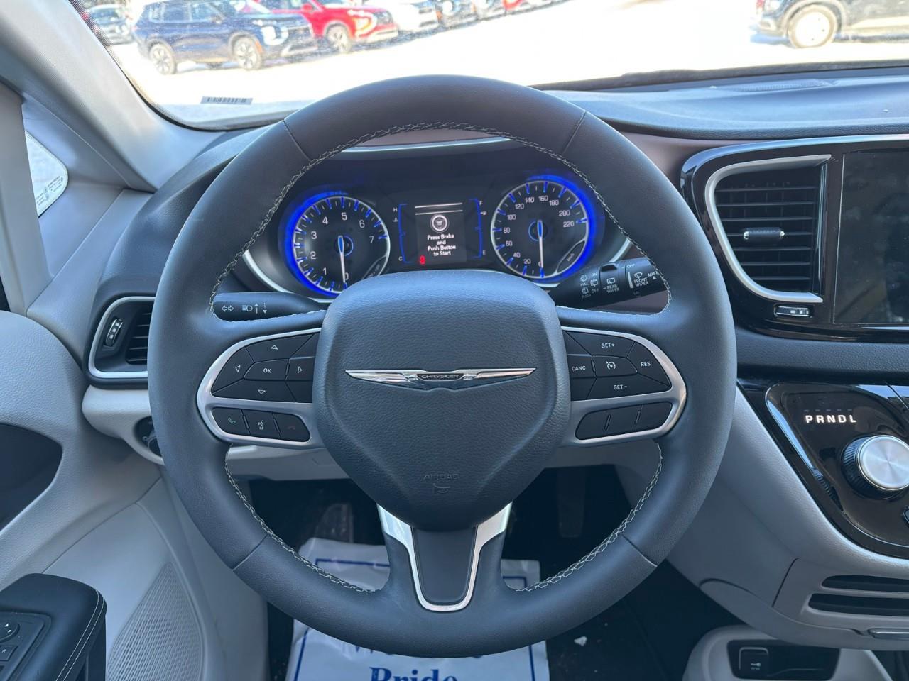 2024 Chrysler Grand Caravan SXT Front-Wheel Drive Passenger Van Photo