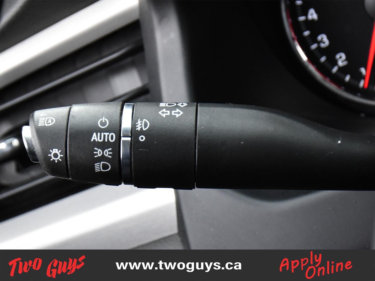 2023 GMC Acadia SLT 3.6L AWD   Elevation   Leather   Sunroof   Nav Photo