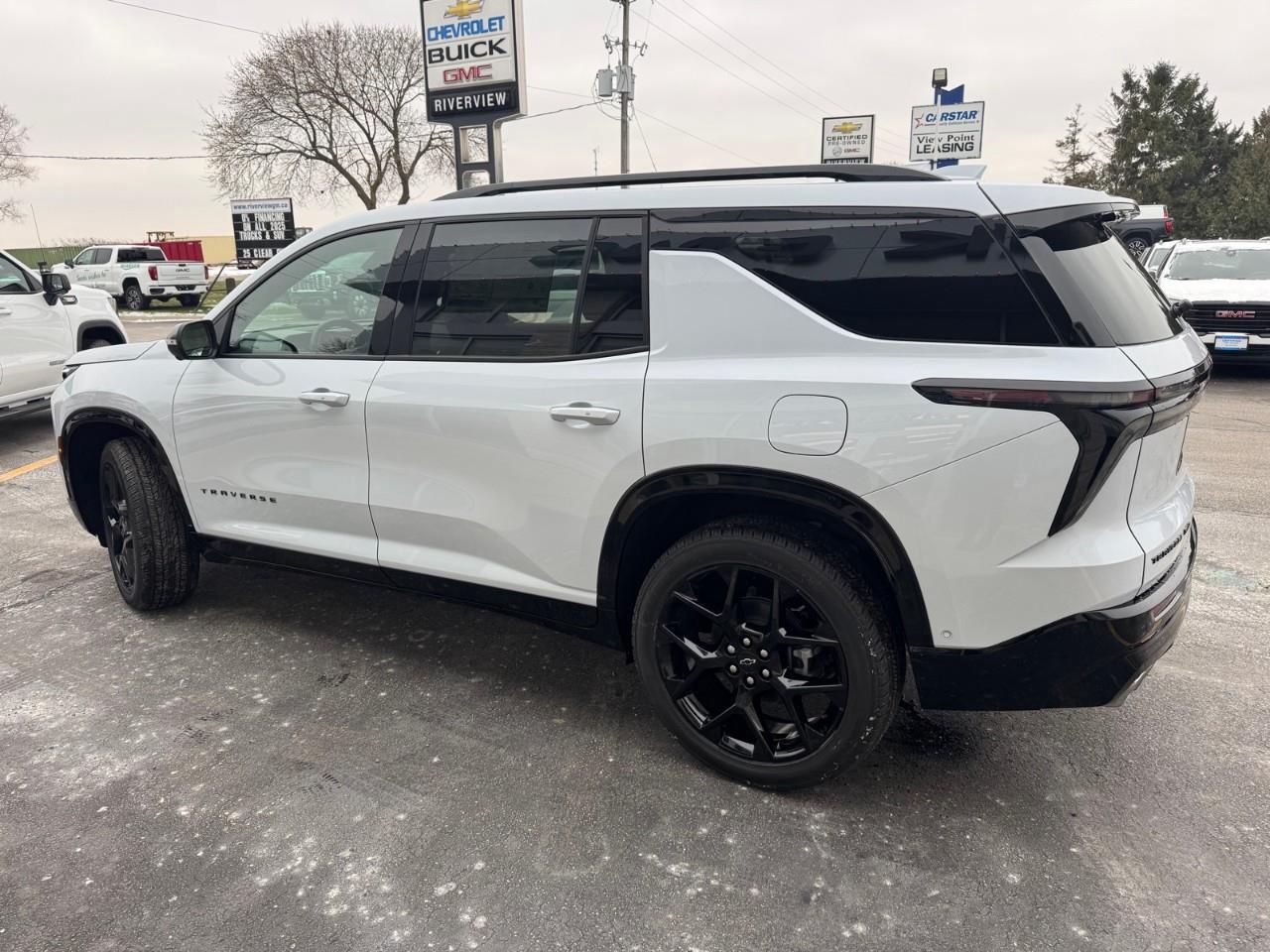 2026 Chevrolet Traverse RS 4dr All-Wheel Drive Photo2